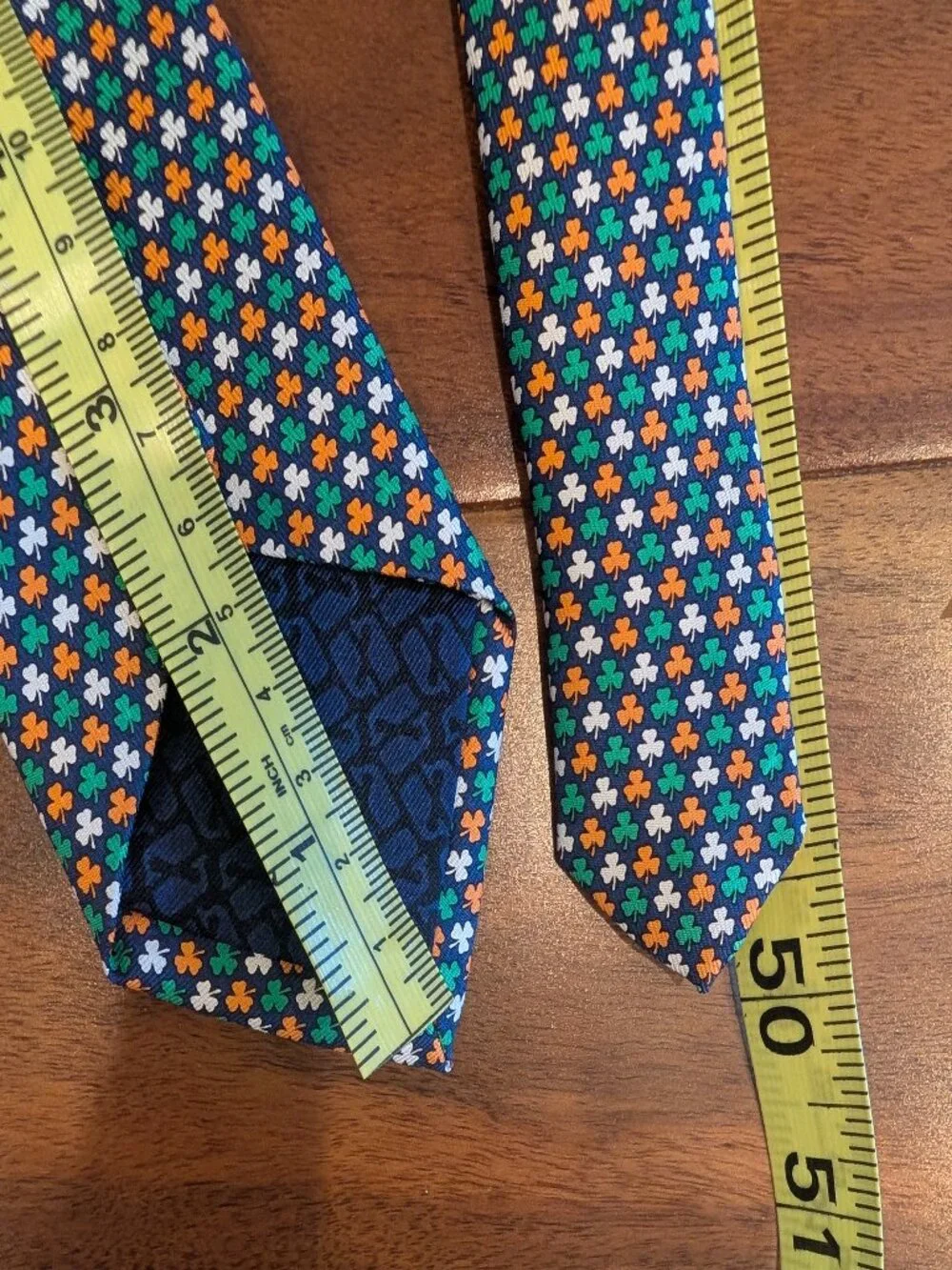 Boys Vineyard Vines Tie - Shamrocks